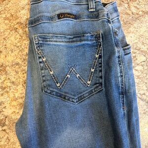 Wrangler Women's Light Blue Denim Jeans